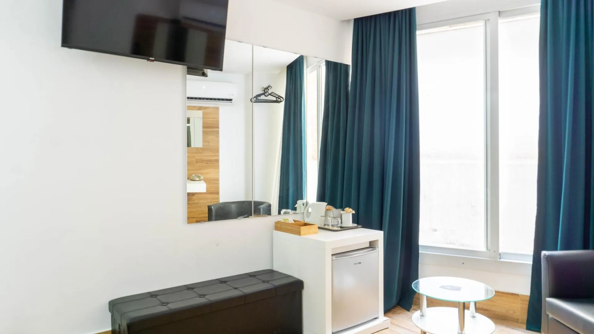 Ilustre Rooms Center Malaga 0*,  Spain